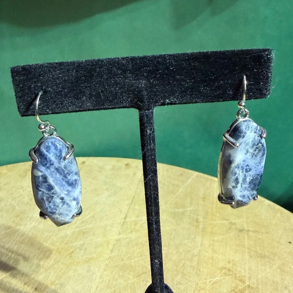 VTG Sodalite Stone Oval Cabochon Drop Earrings Blue Silver Tone Cottagecore Gift